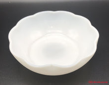 Load image into Gallery viewer, Milk Glass Bowl
