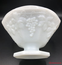 Load image into Gallery viewer, Anchor Hocking Pedestal Bowl
