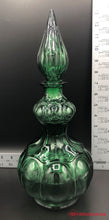 Load image into Gallery viewer, Empoli Corset Decanter
