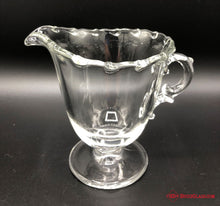 Load image into Gallery viewer, Fostoria Sugar &amp; Creamer Set
