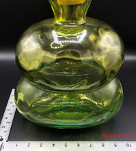 Load image into Gallery viewer, Spanish Decanter
