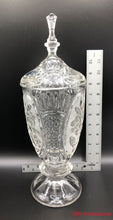 Load image into Gallery viewer, Crystal Pedestal Jar
