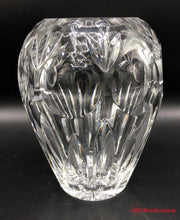 Load image into Gallery viewer, Crystal Vase
