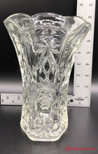 Load image into Gallery viewer, Anchor Hocking Star of David Vase
