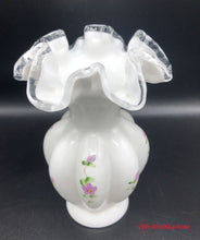 Load image into Gallery viewer, Fenton Violets in the Snow Vase
